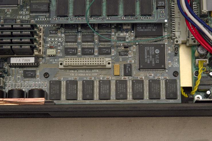 DSC_8147.jpg - Here is the connector for the Daughterboard. Notice the two black screws, one on the left, and one on the right. They will be used to secure the Daughterboard mounting brackets